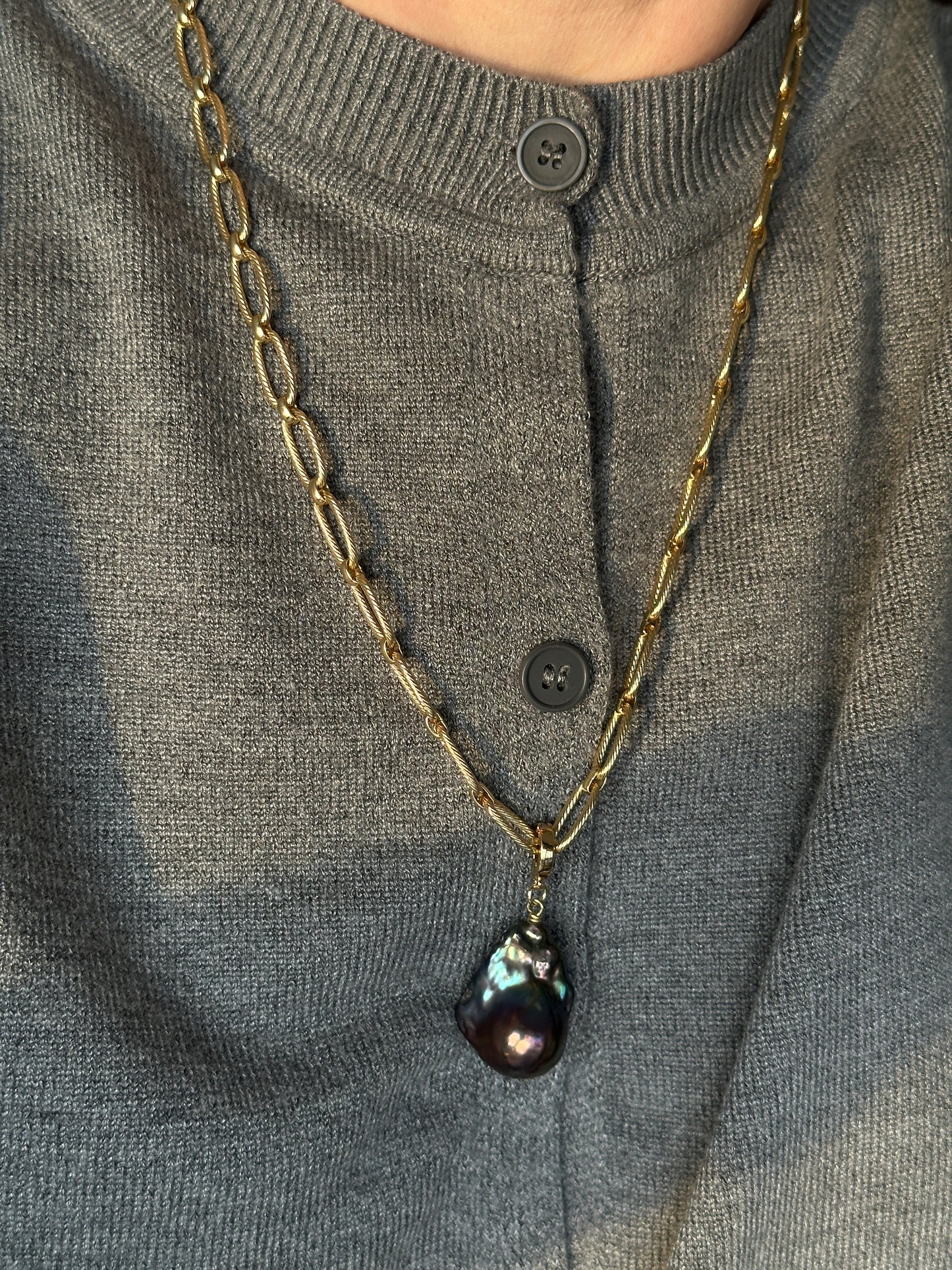 DUSK necklace