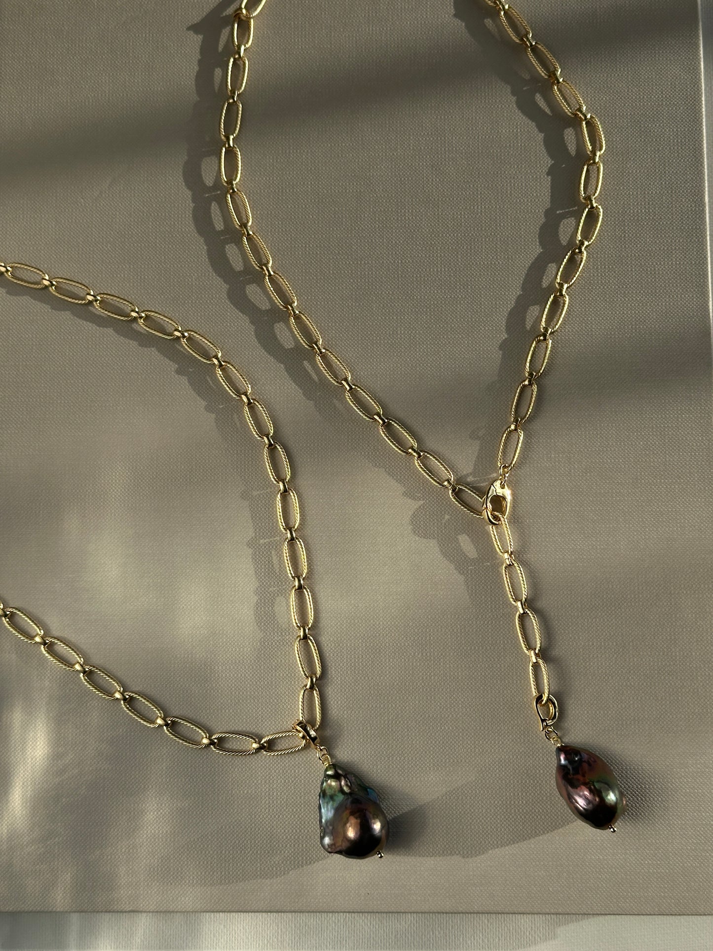 DUSK necklace