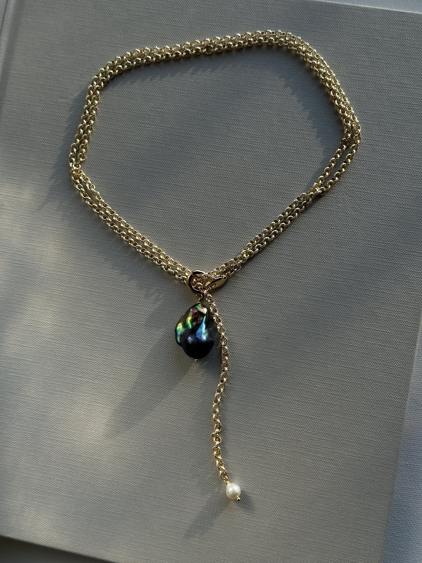 BAROQUE PEACOCK necklace