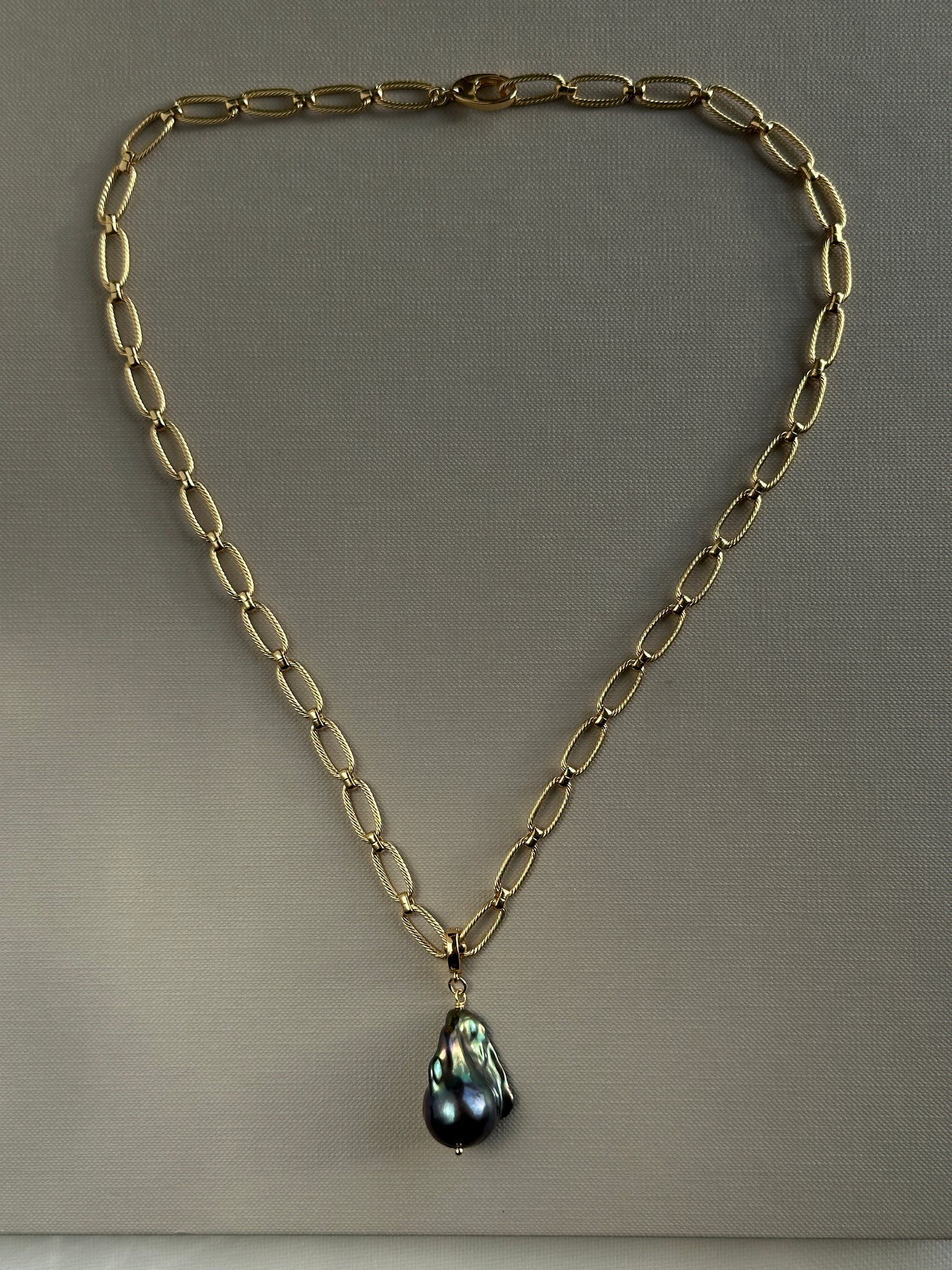 DUSK necklace