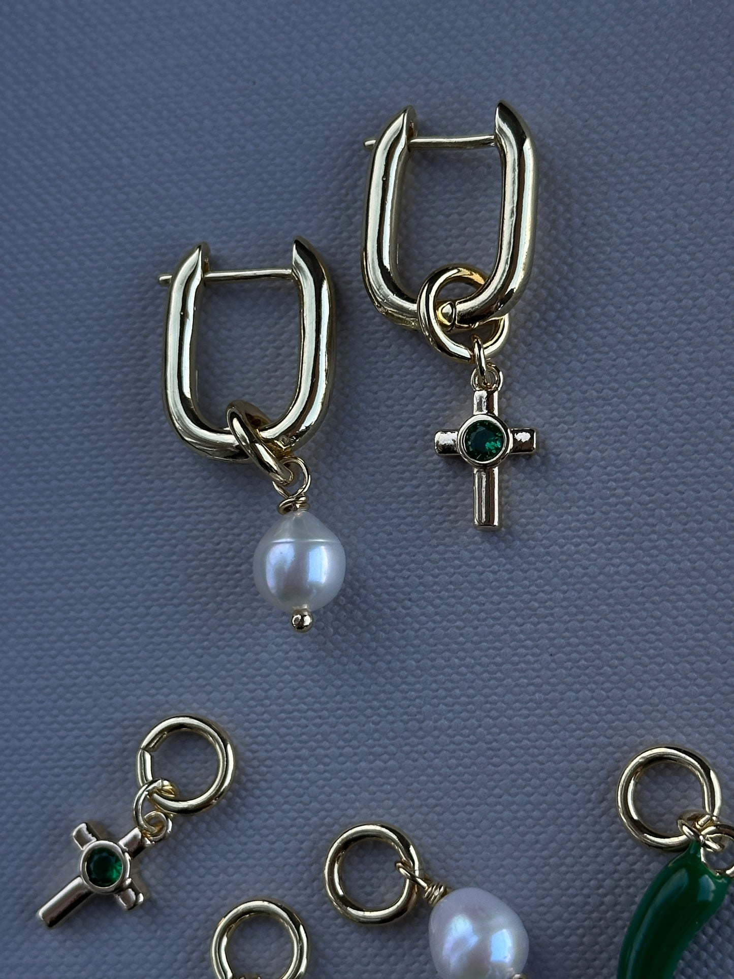 CHILI GREEN earrings