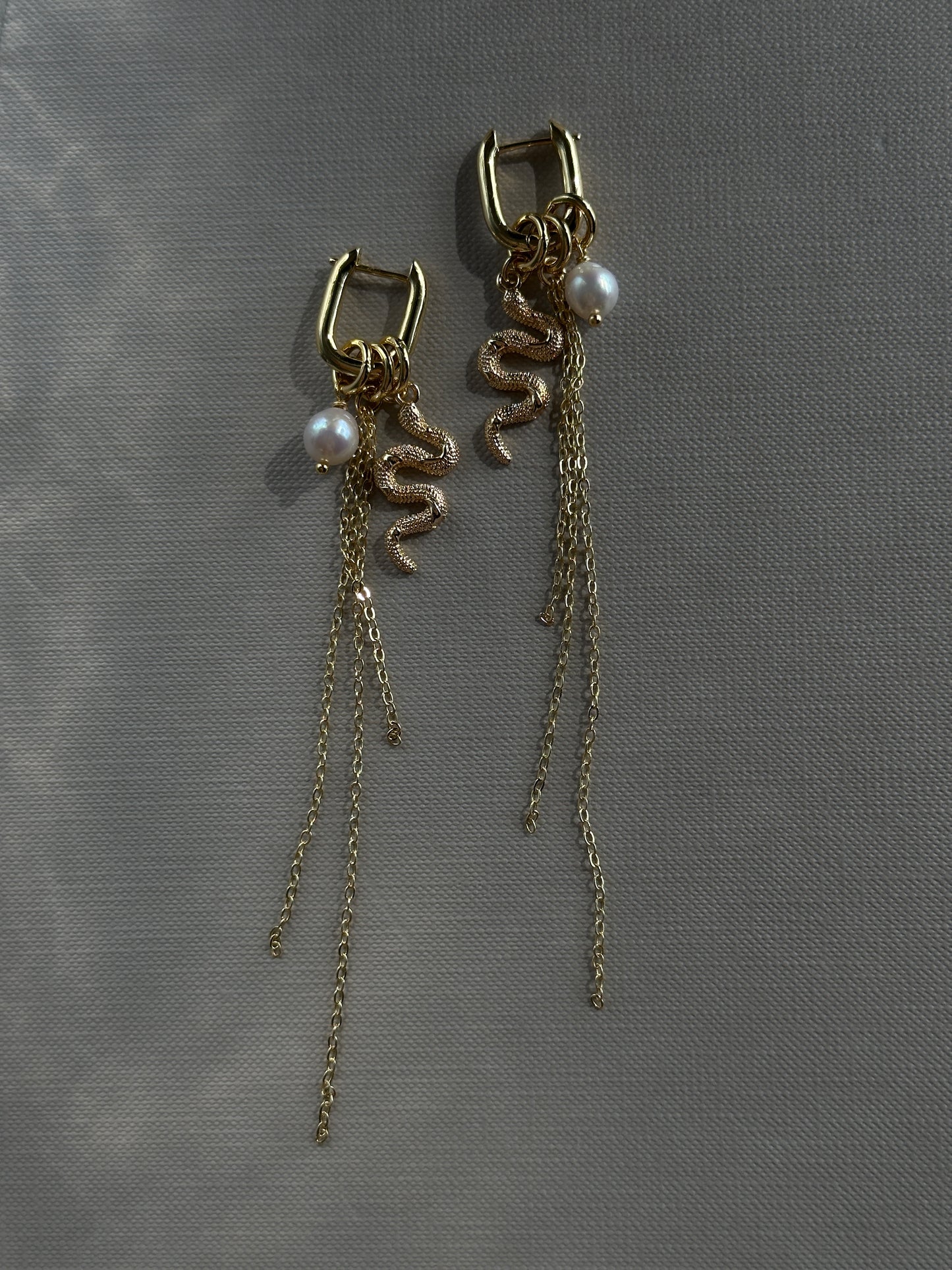 SERPENT earrings