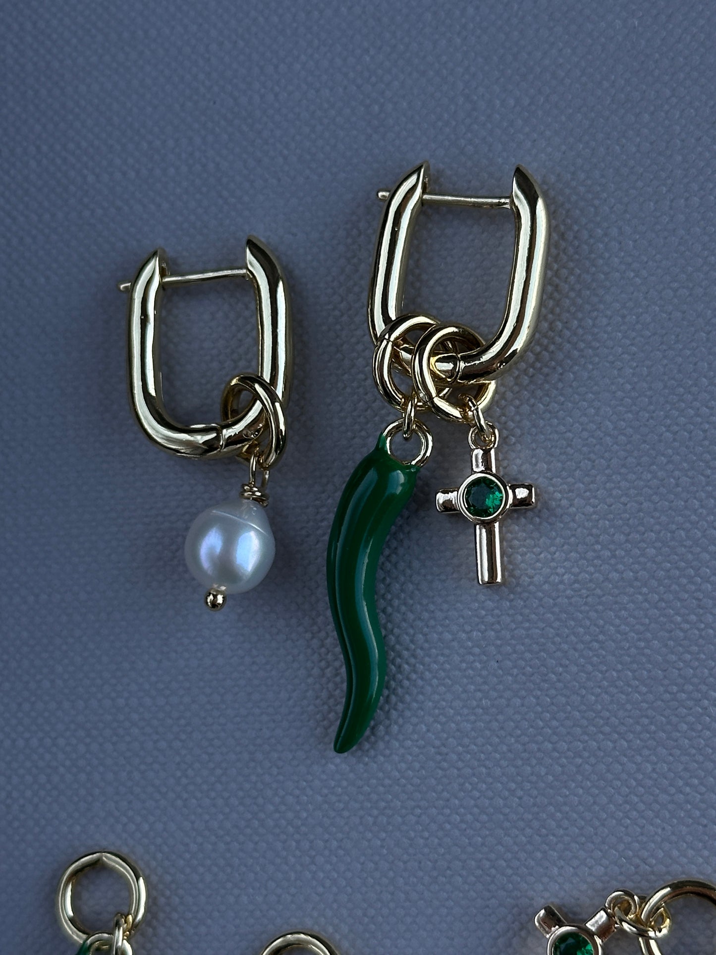 CHILI GREEN earrings