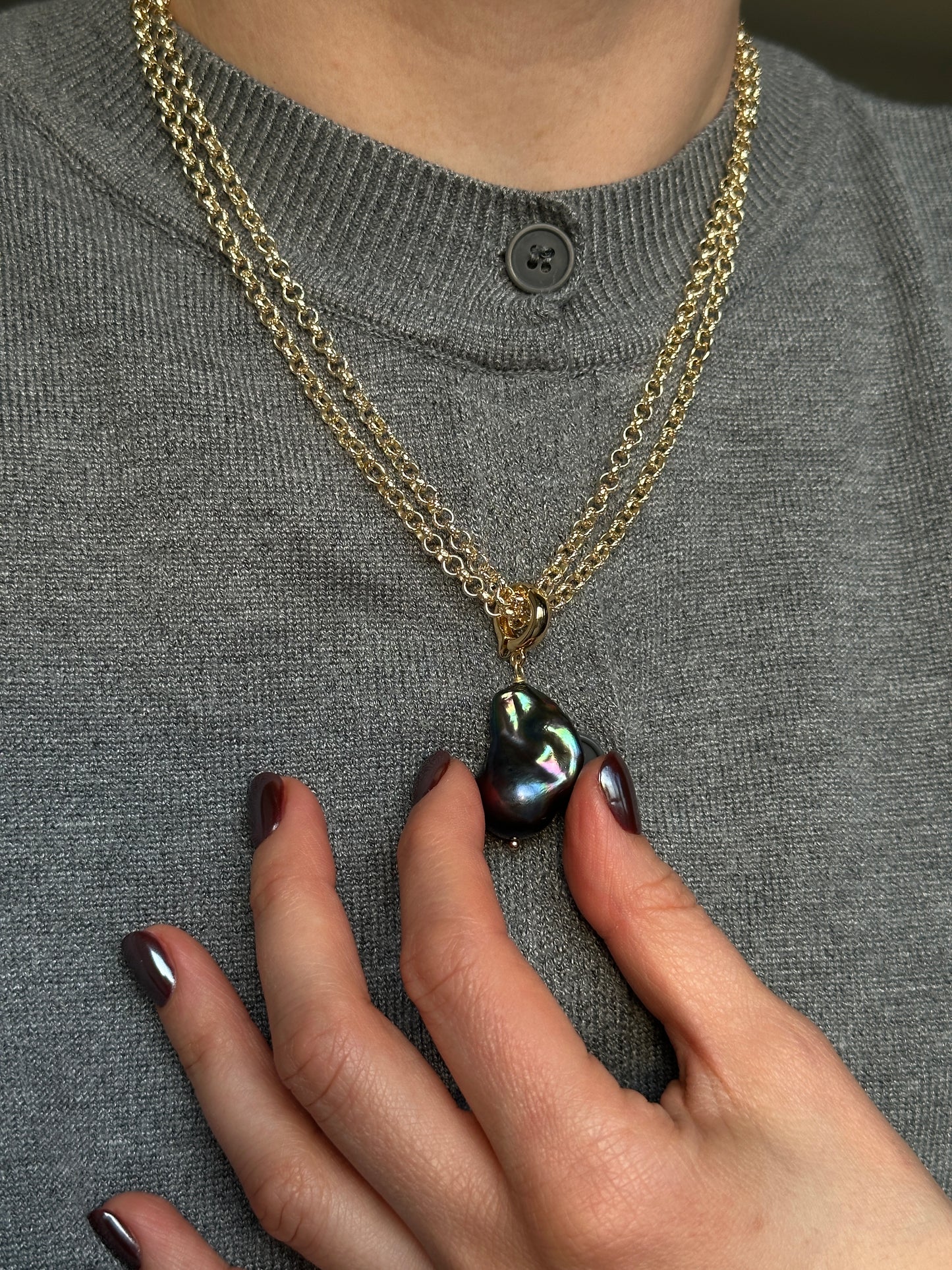 BAROQUE PEACOCK necklace