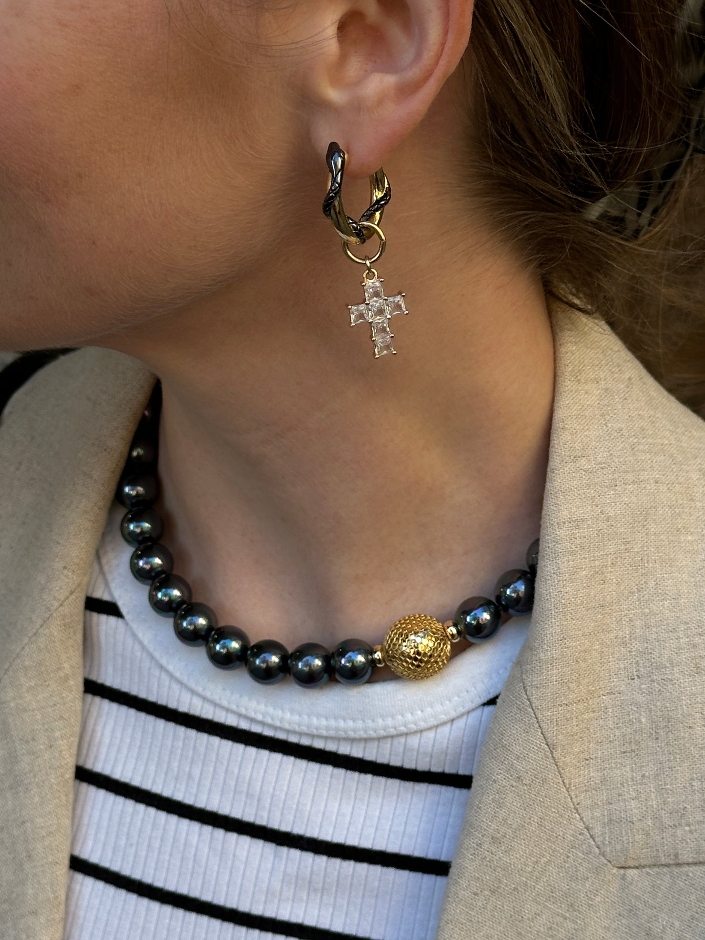 NOIR necklace
