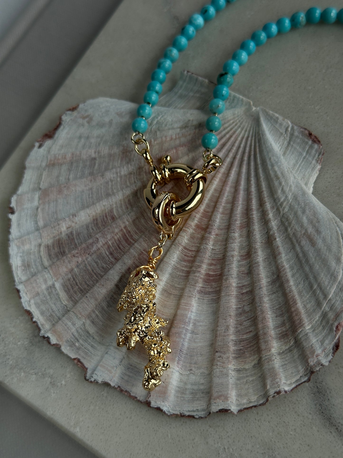 BLUE LAGOON necklace