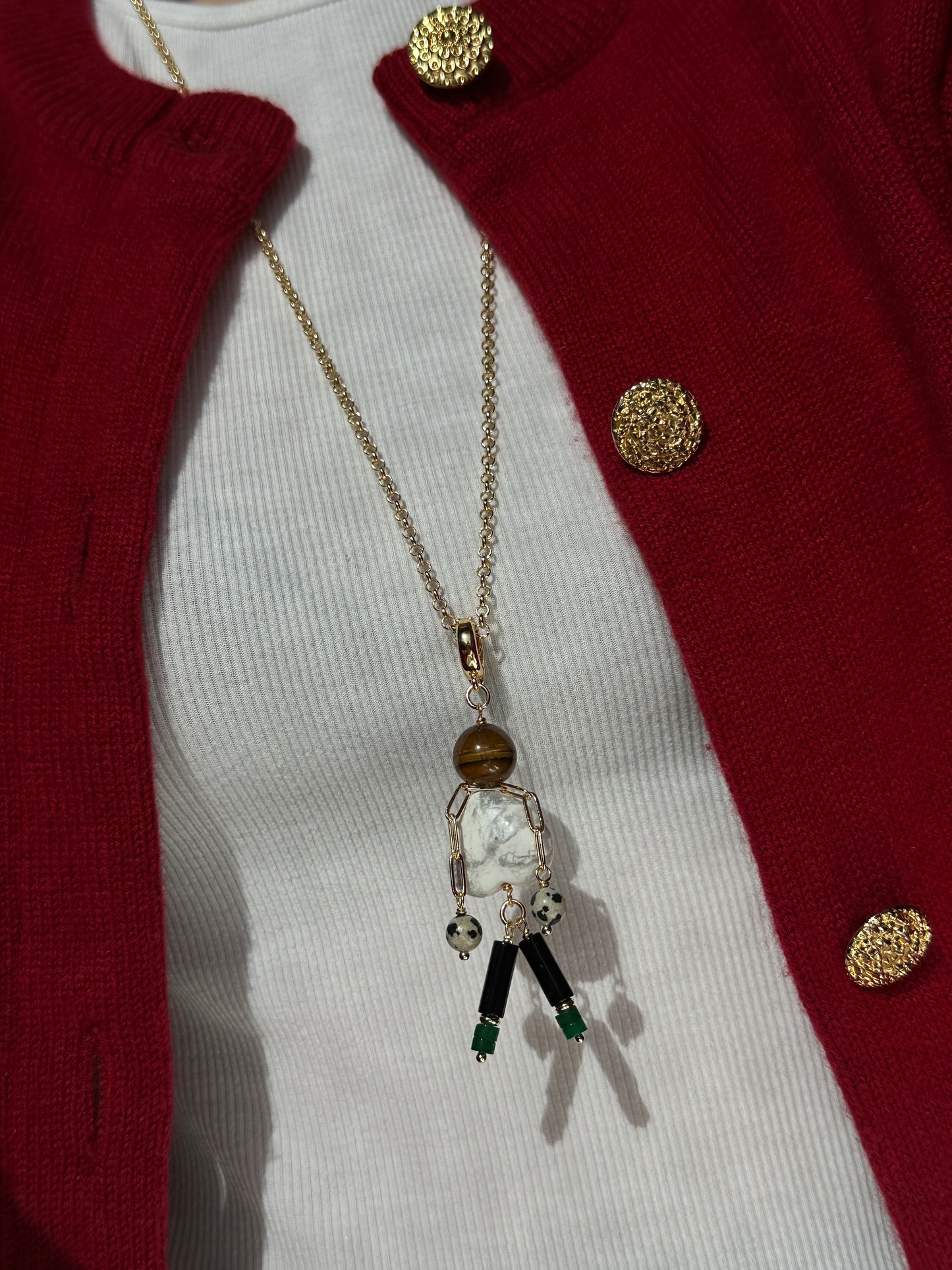 HOWLITE MAN necklace