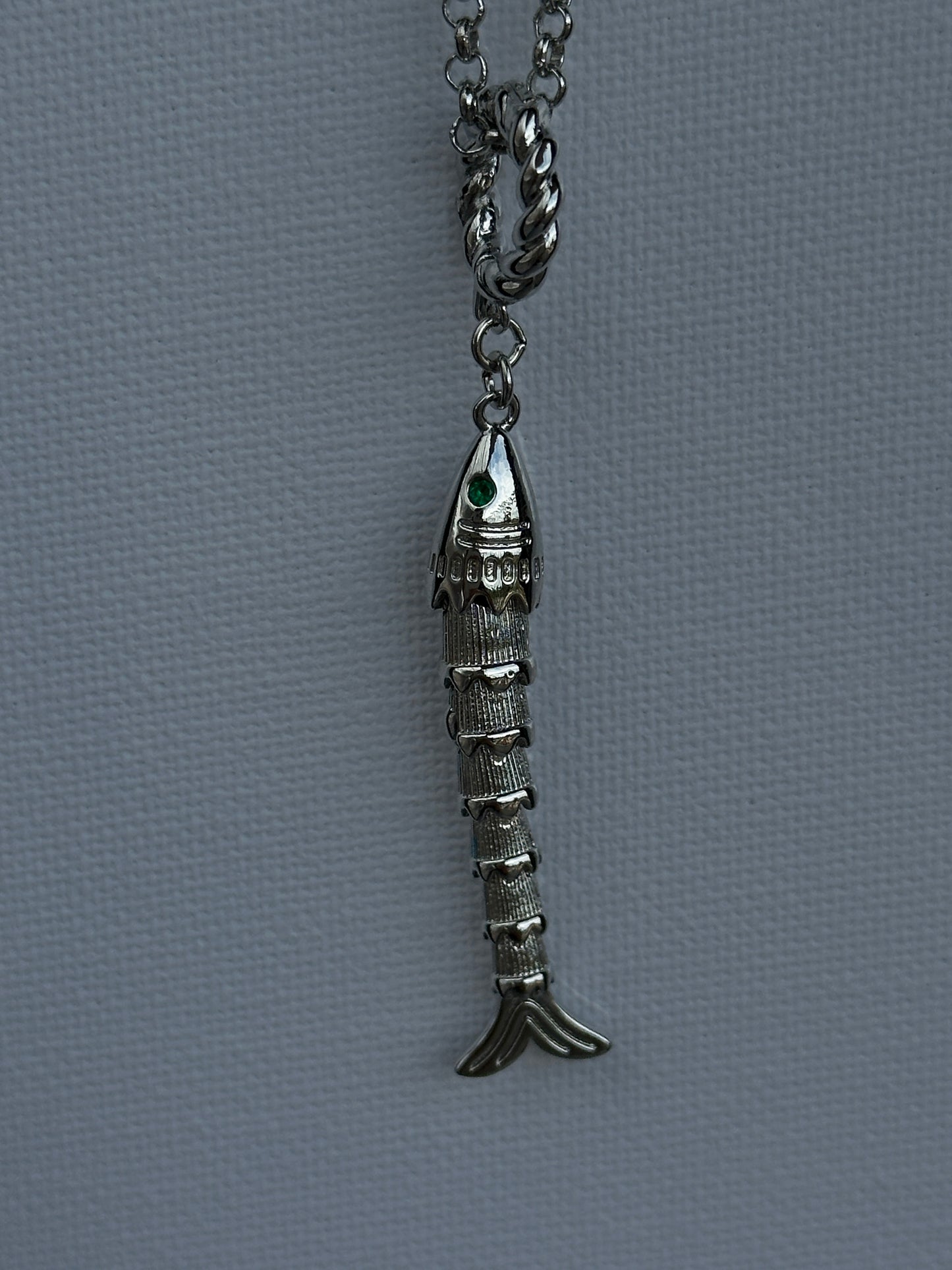 NEEDLE FISH necklace