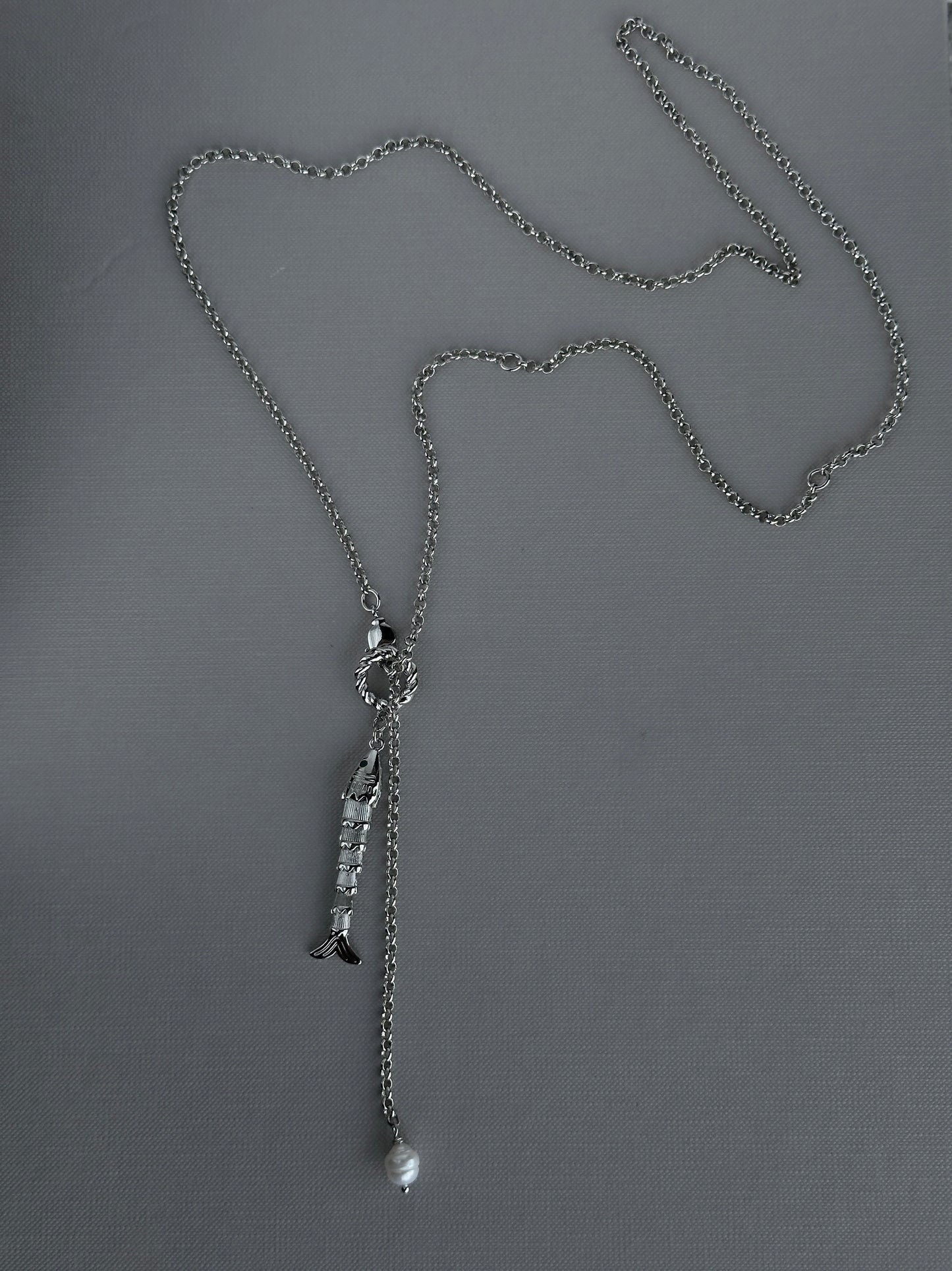 NEEDLE FISH necklace