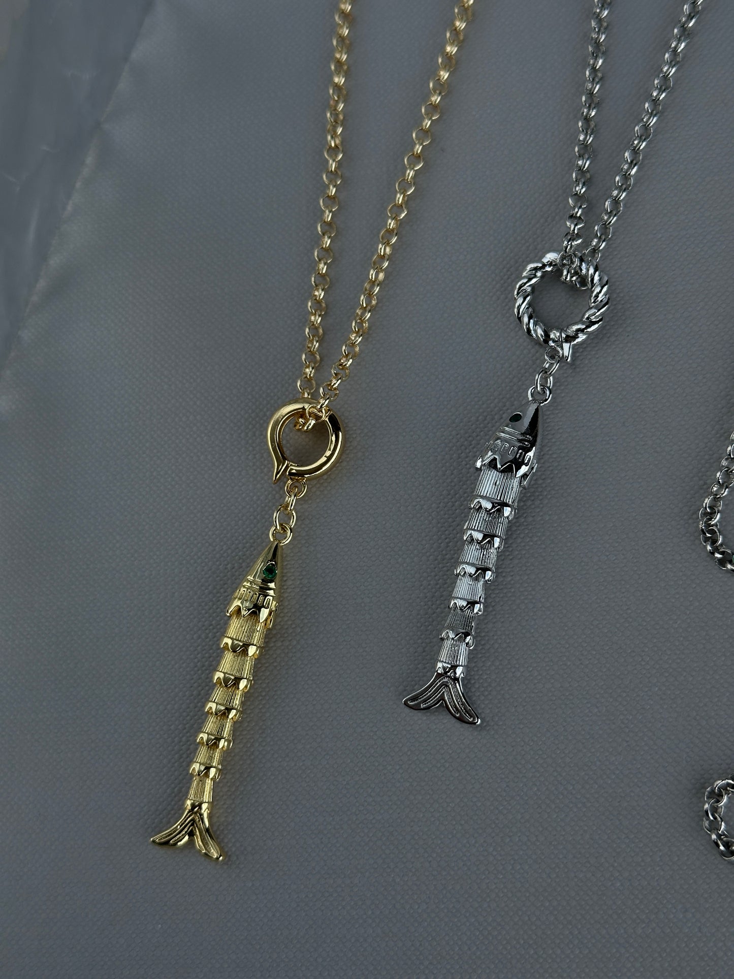 NEEDLE FISH necklace