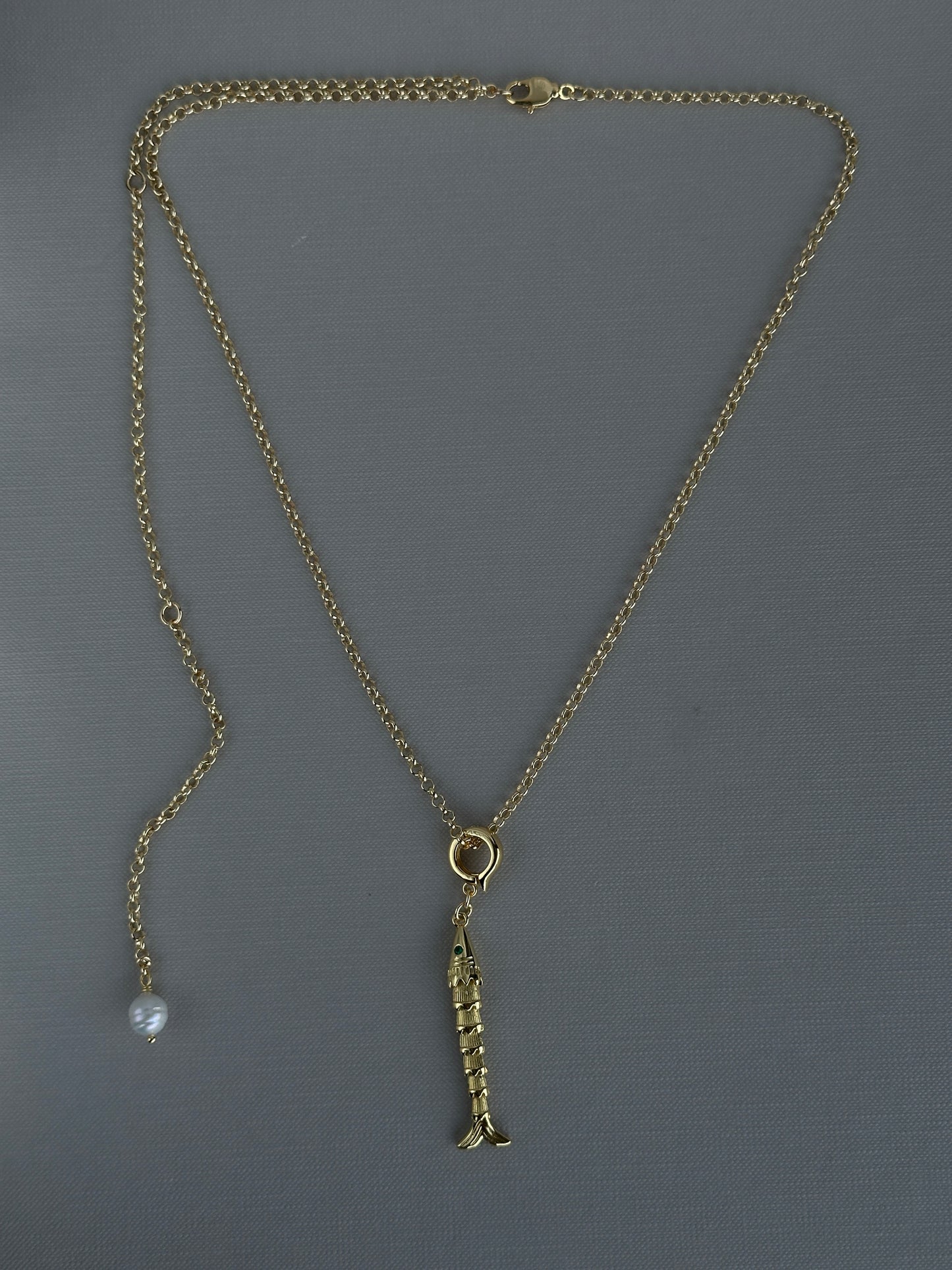 NEEDLE FISH necklace