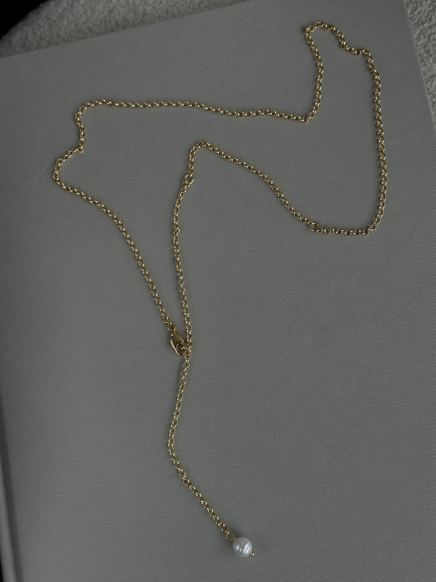 NEEDLE FISH necklace