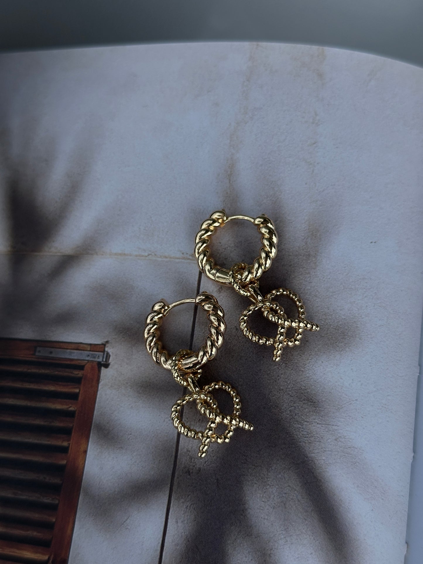 PRETZEL earrings