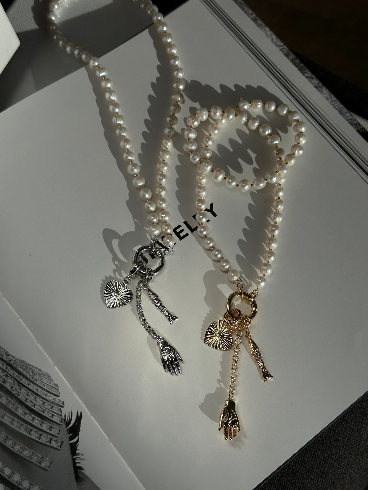 PEARLS&CHARMS necklace
