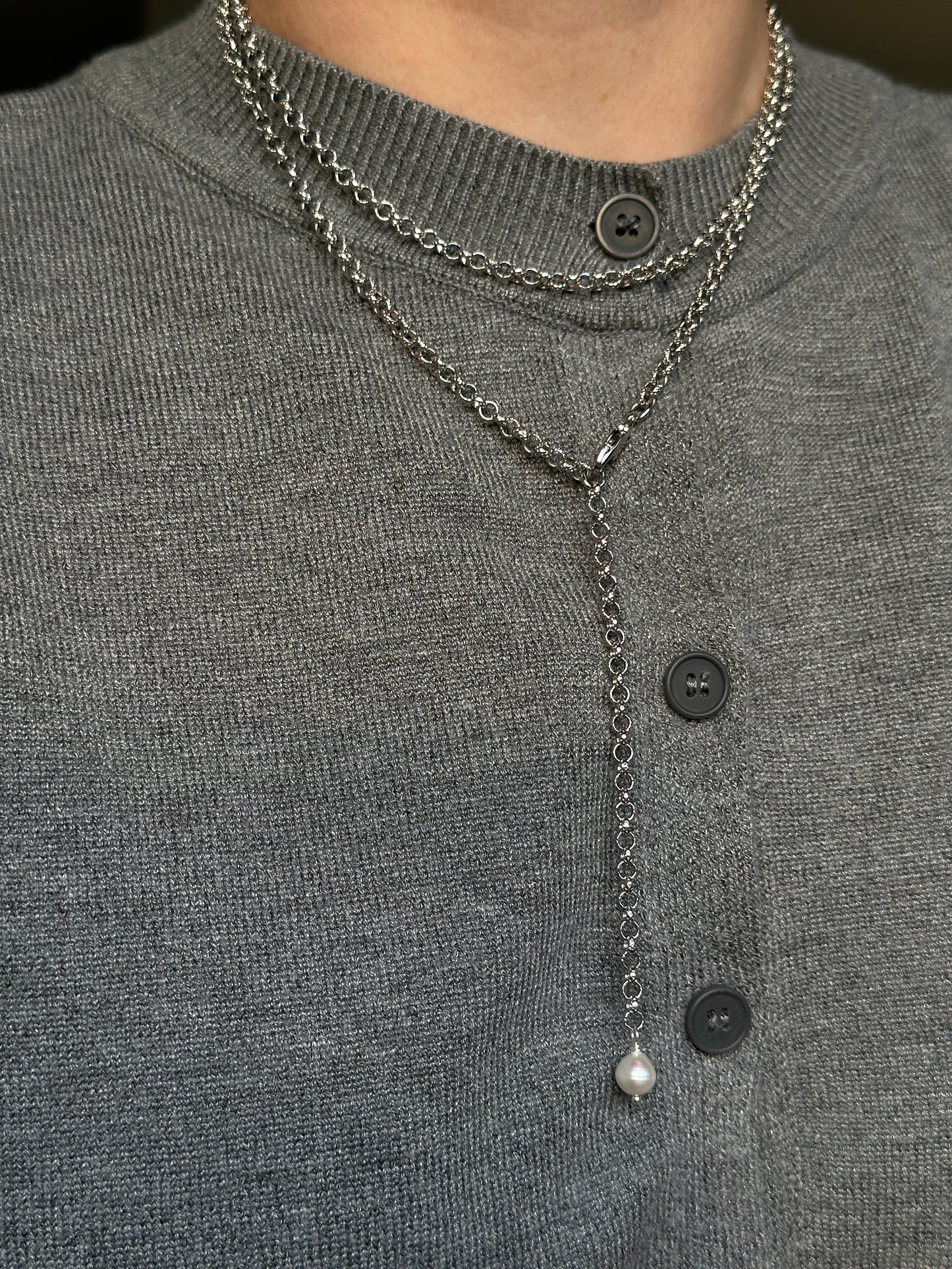 BAROQUE GREY necklace
