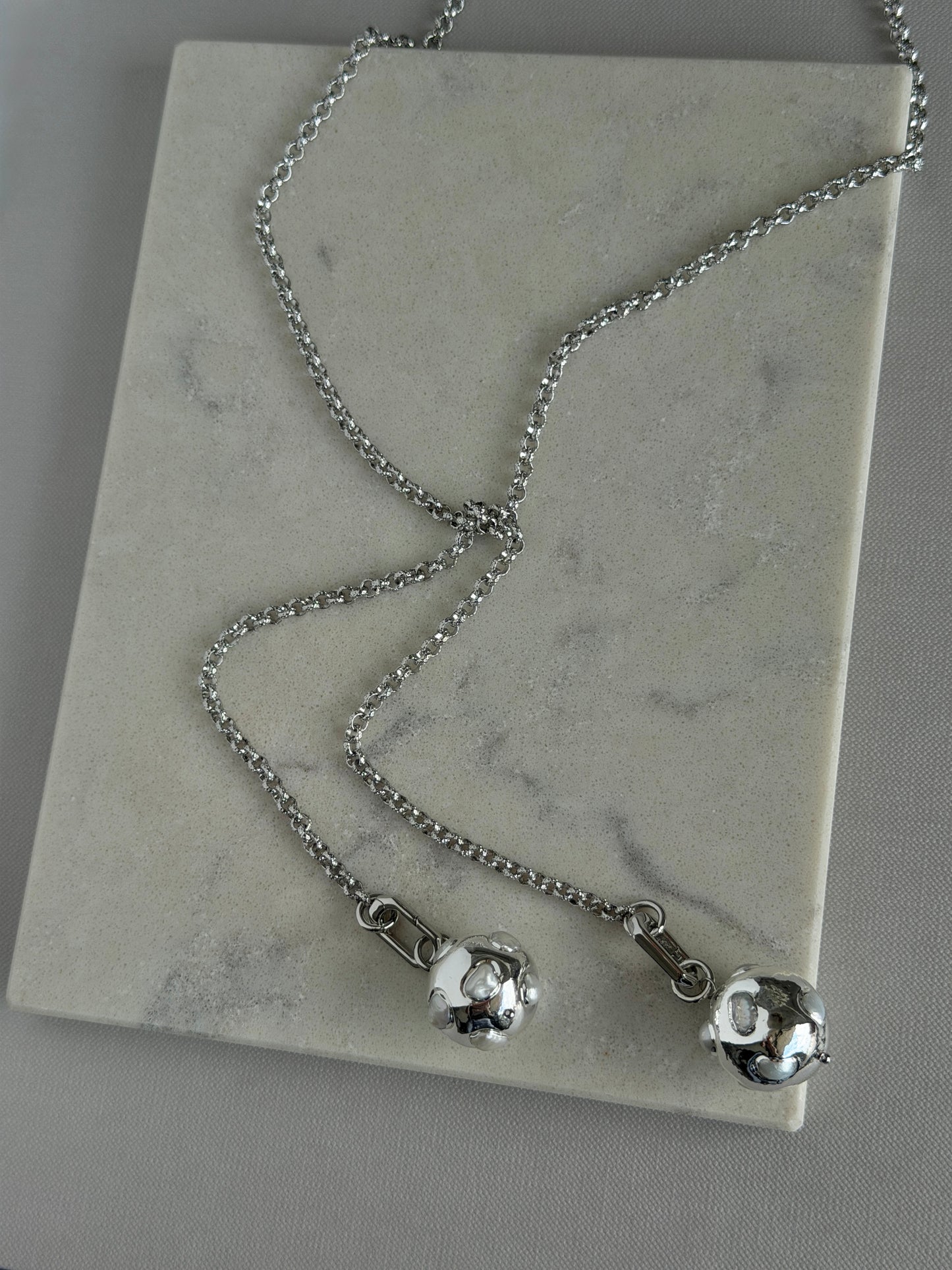 ORBIT PEARL lariat necklace
