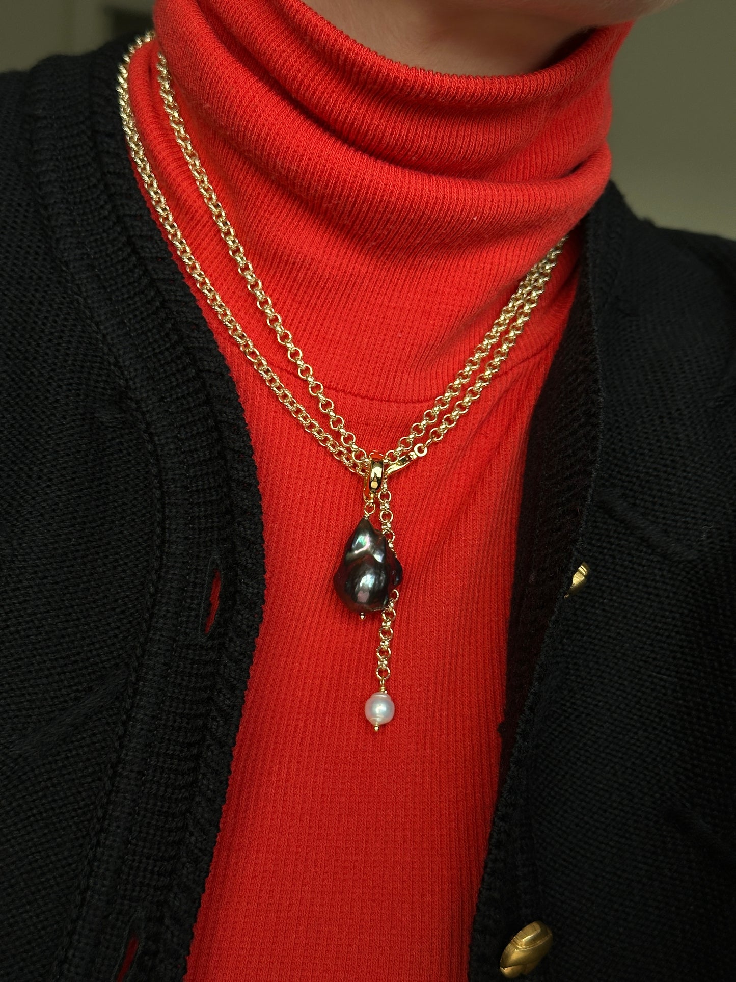 BAROQUE PEACOCK necklace