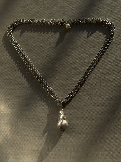 BAROQUE GREY necklace