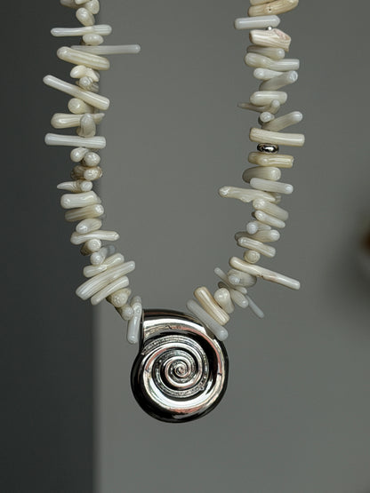 CORALIE necklace