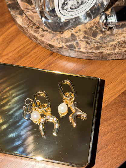 LUCKY HORSE earrings
