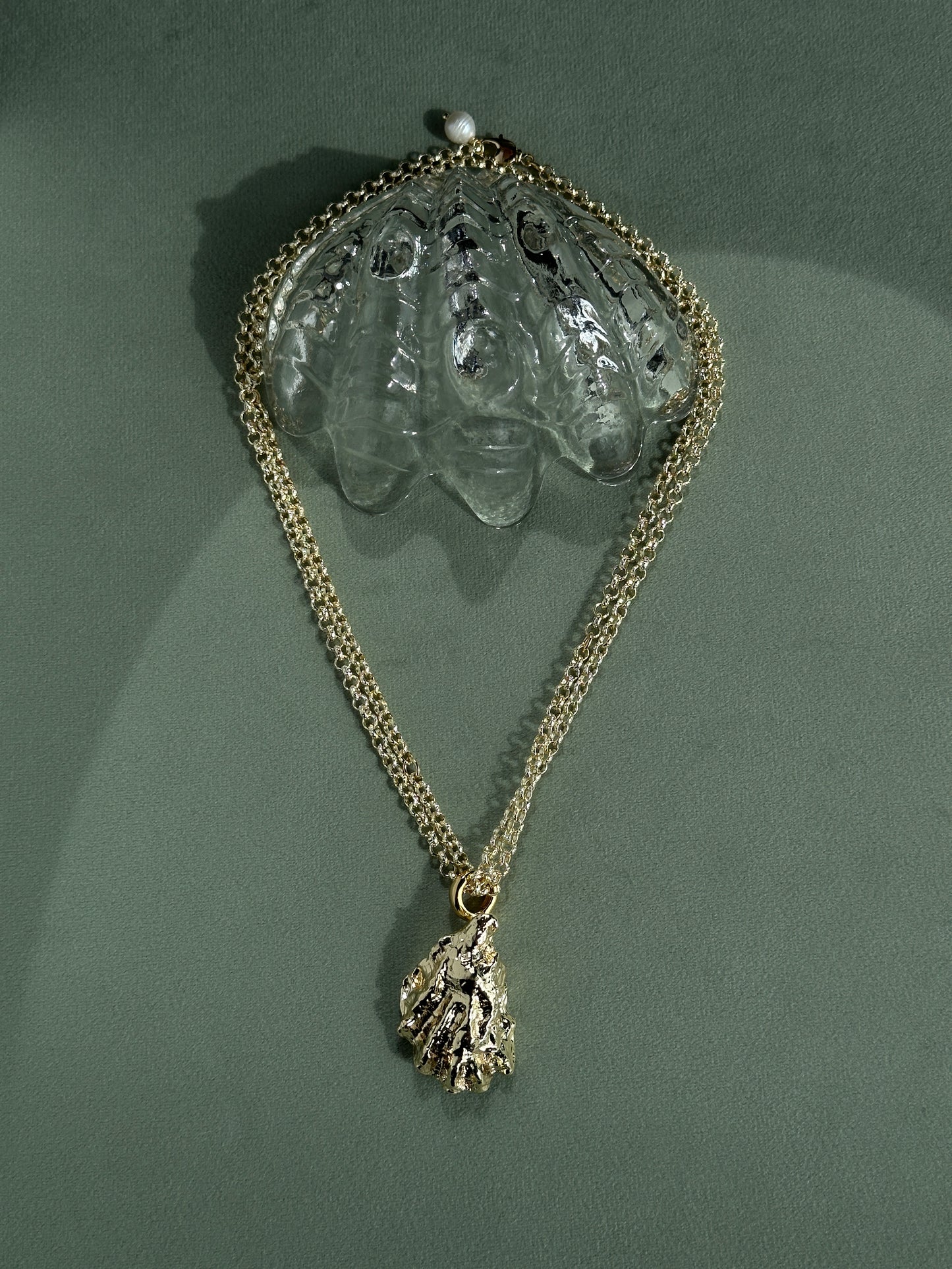 OYSTER necklace