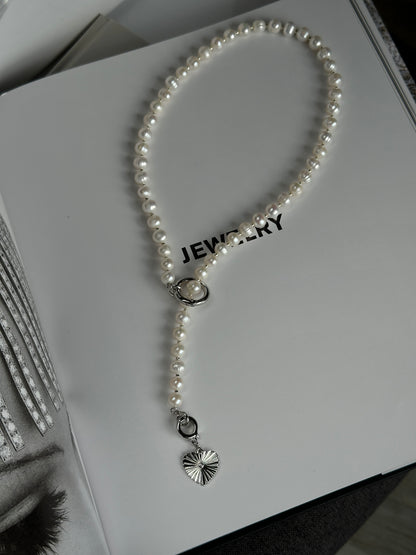 PEARLS&CHARMS necklace