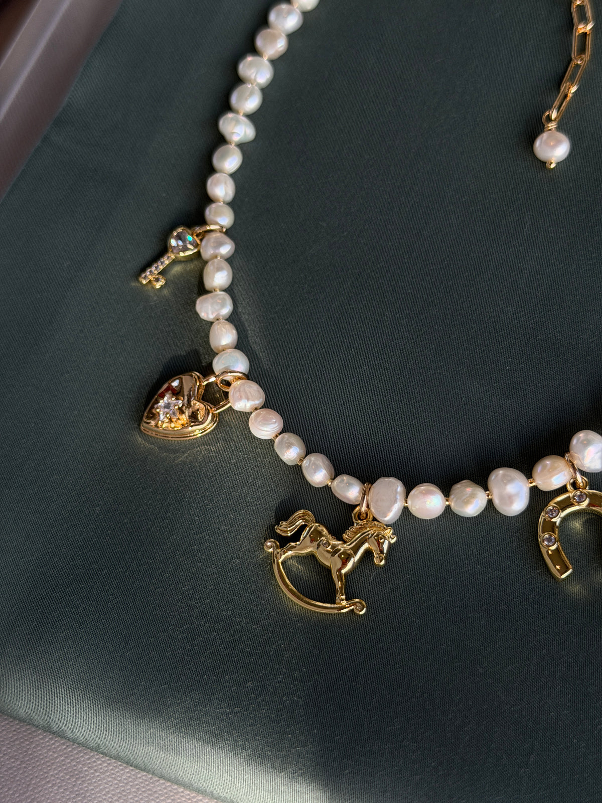 LUCKY necklace