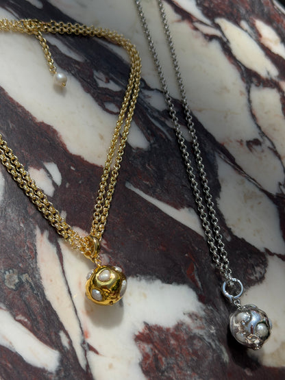 PEARL MOON necklace
