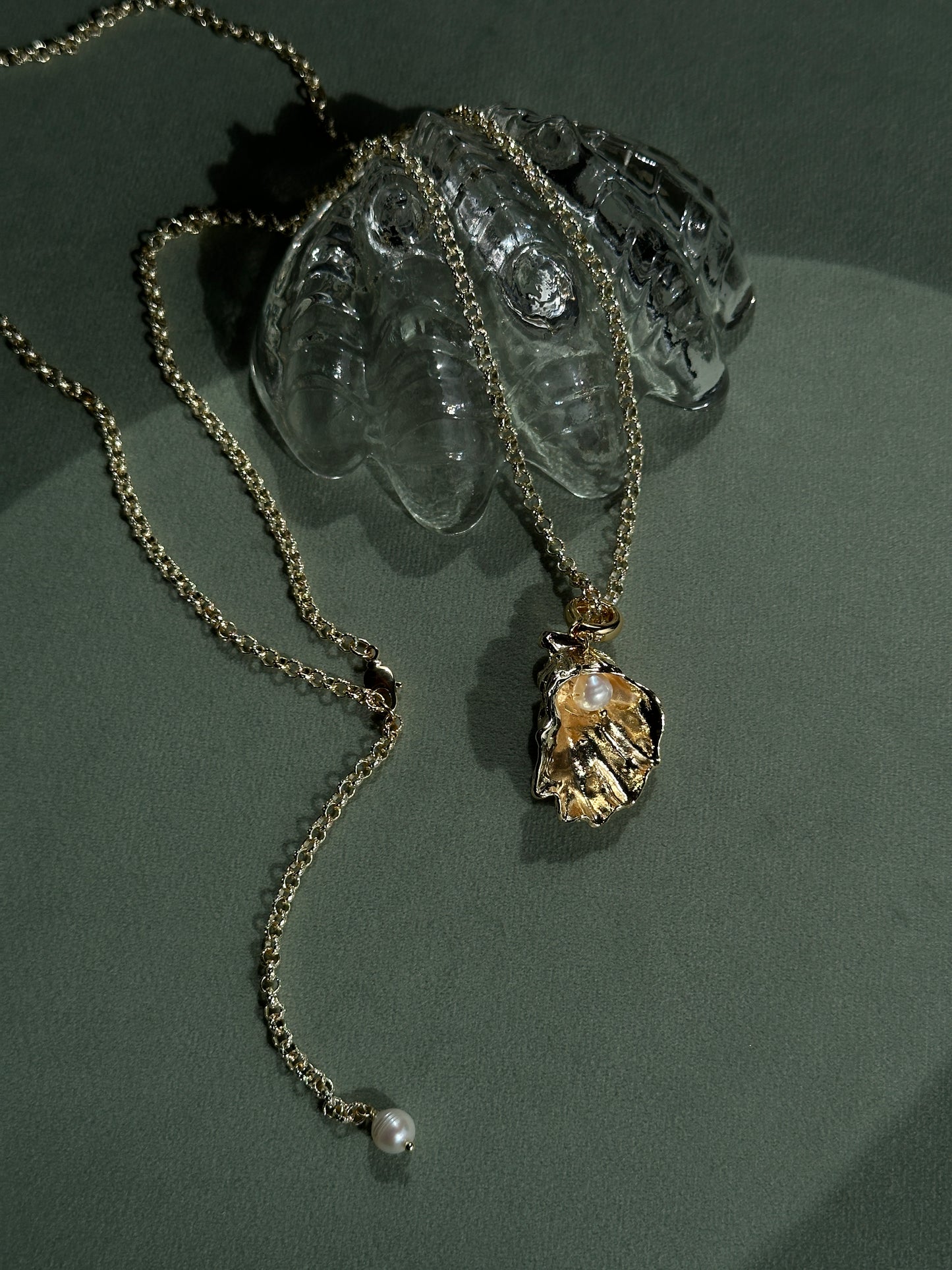 OYSTER necklace