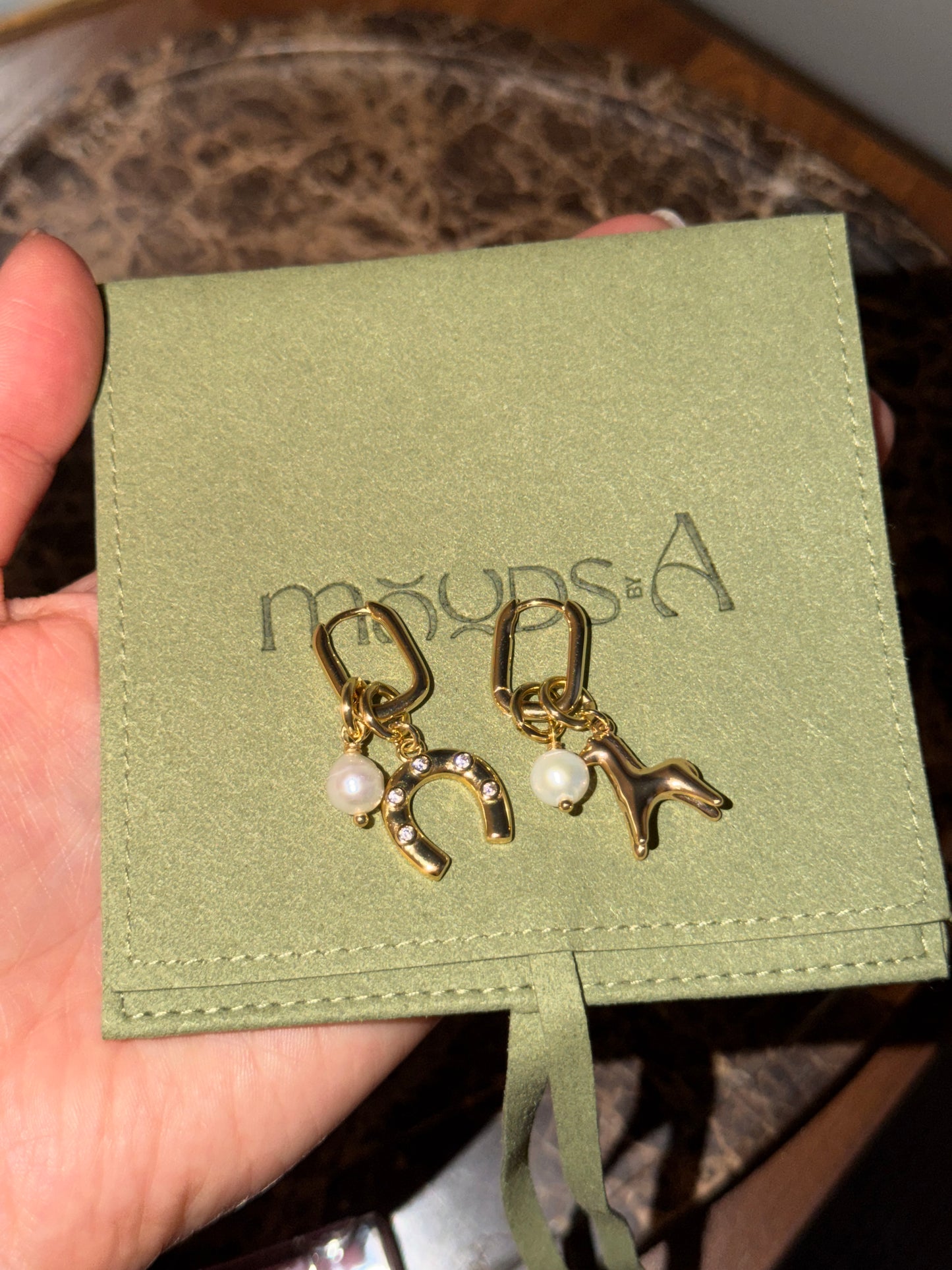 LUCKY HORSE earrings