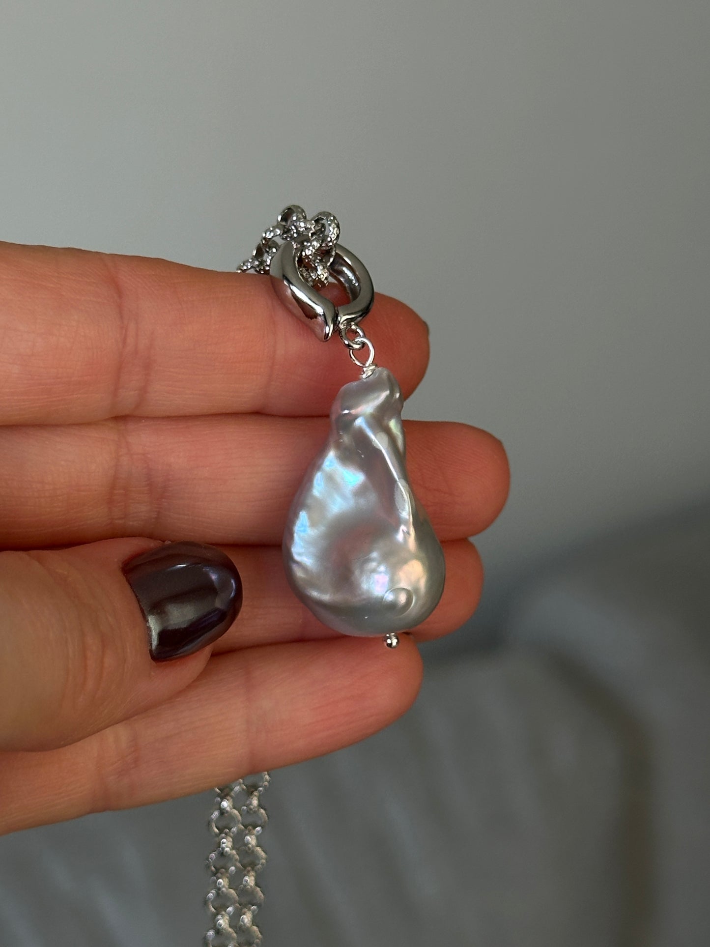 BAROQUE GREY necklace