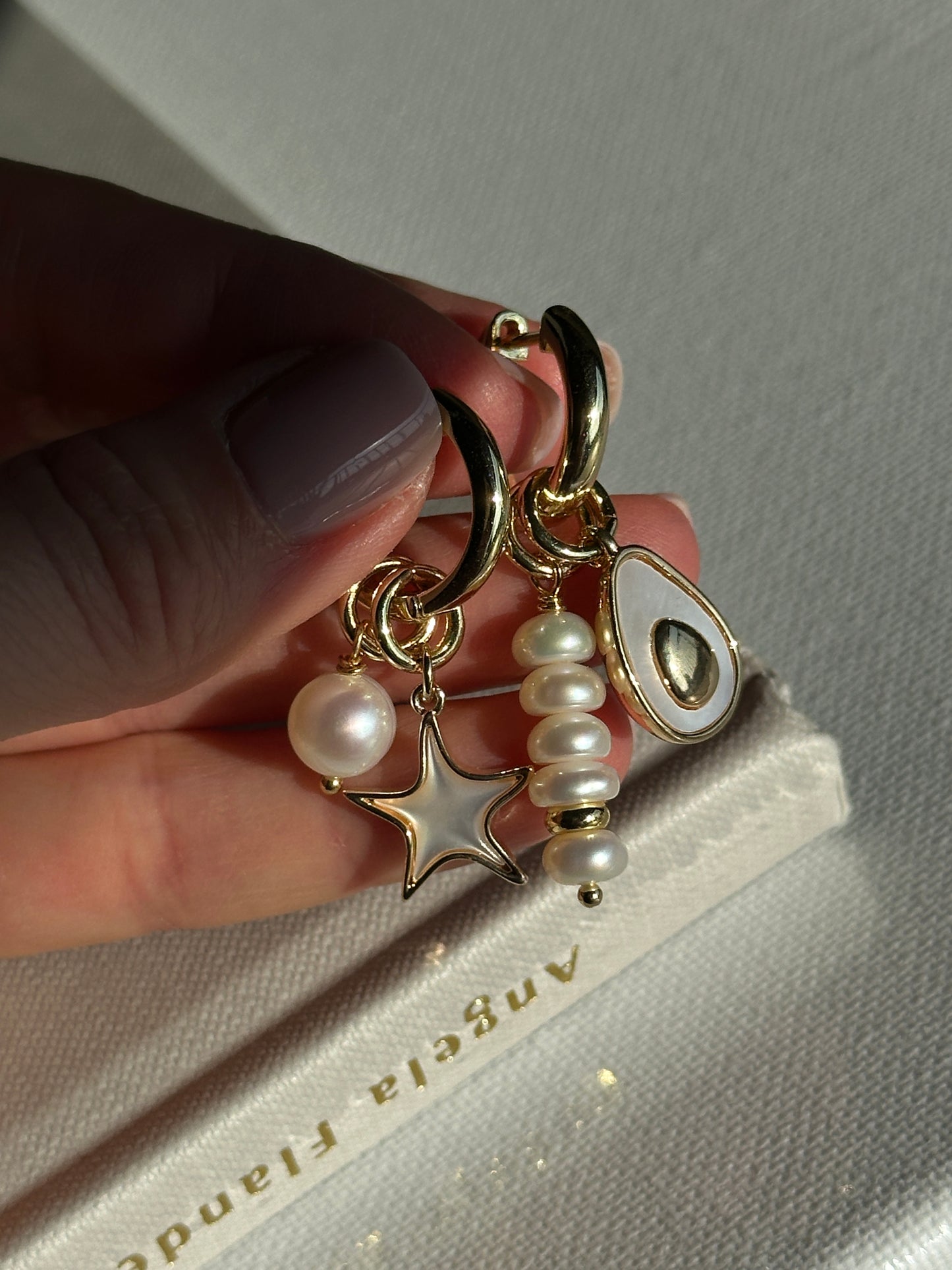 PEARL AVO earrings