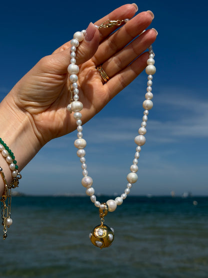 CLOUDS necklace