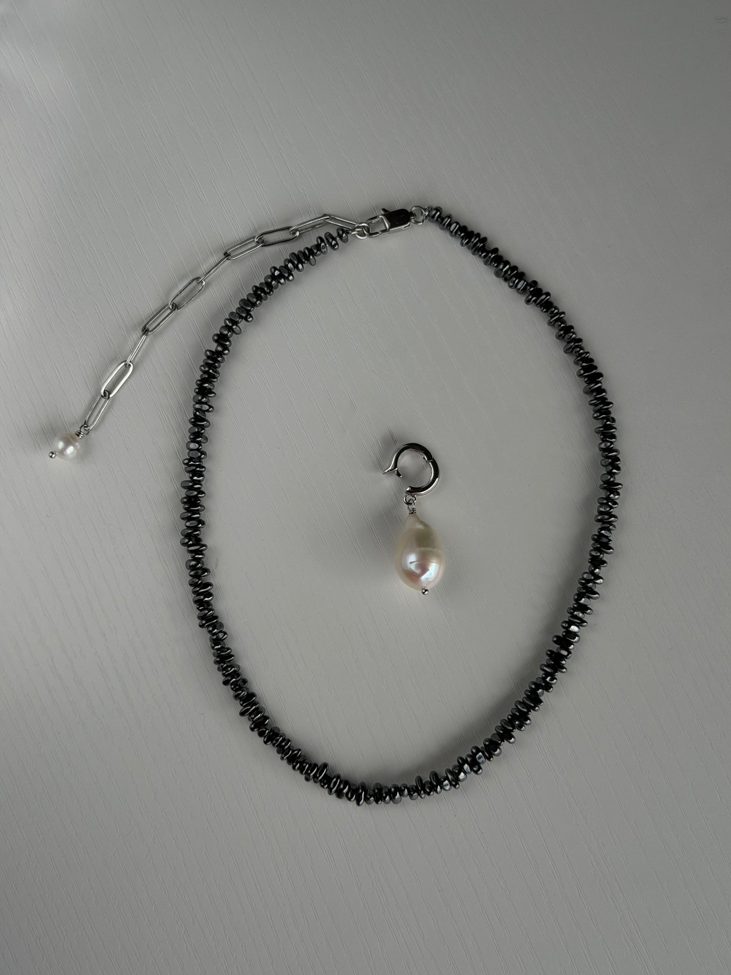 GRAPHITE necklace