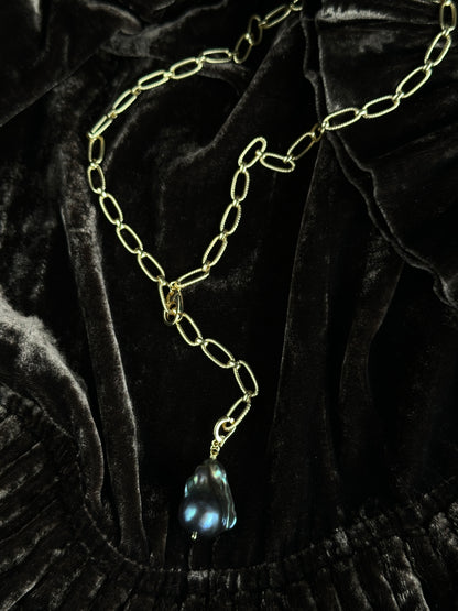 DUSK necklace