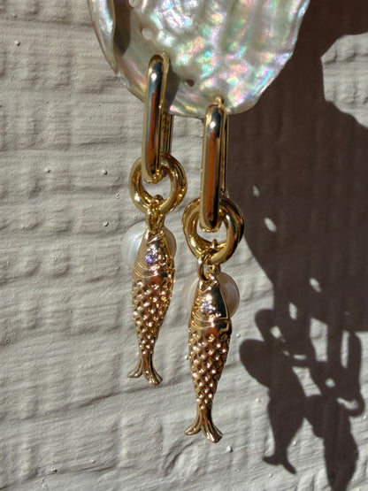 LITTLE FISHY earrings