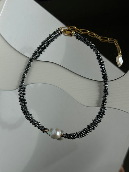GRAPHITE necklace