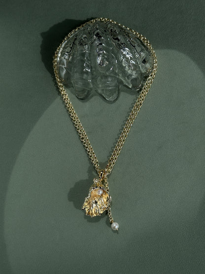 OYSTER necklace