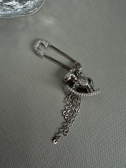 LITTLE HORSE brooch
