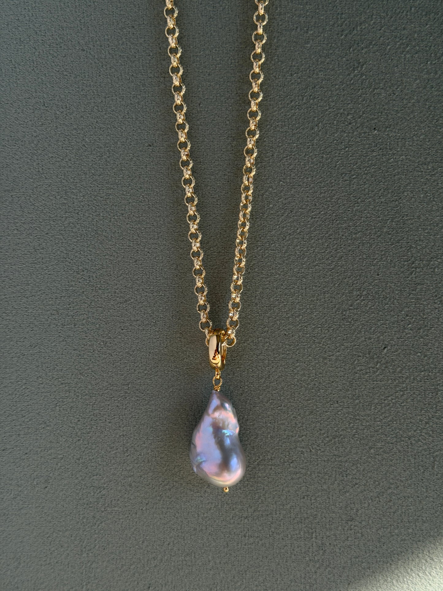BAROQUE GREY necklace