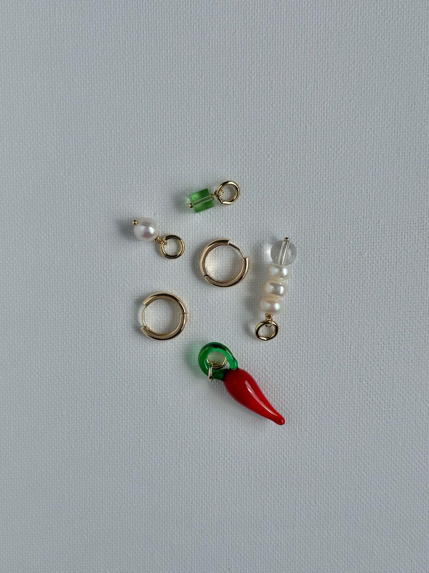 HOT CHILLI earrings