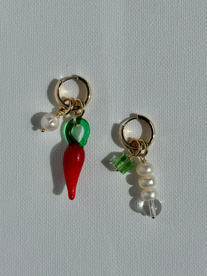 HOT CHILLI earrings