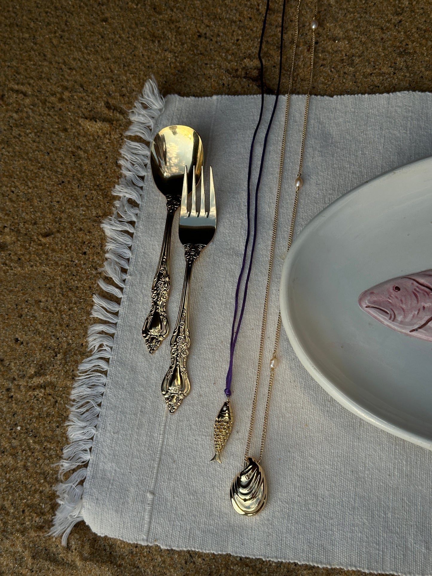 GOLDEN FISH necklace