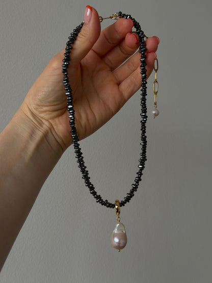 SLEEK necklace