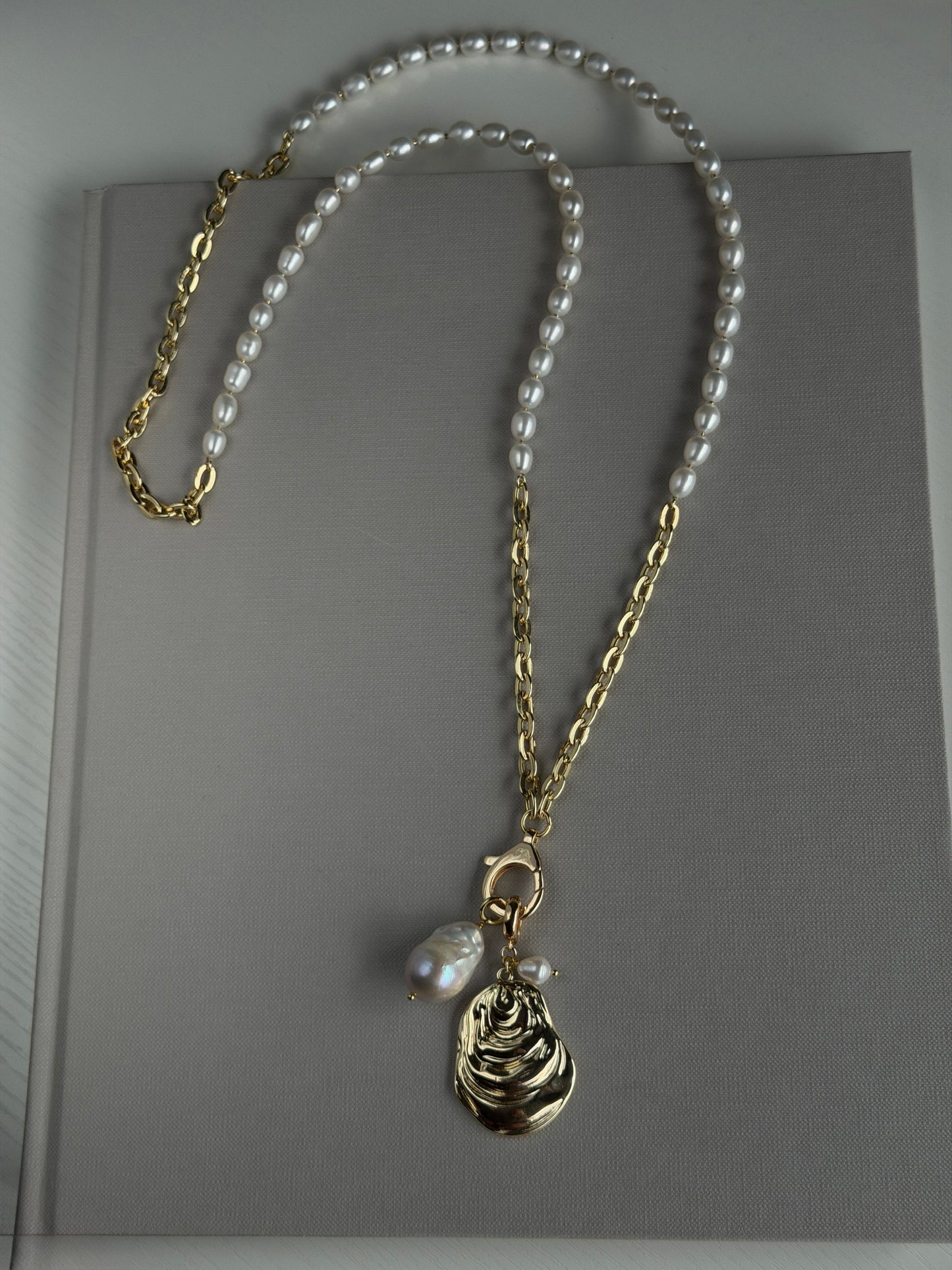 SEA PEARL necklace