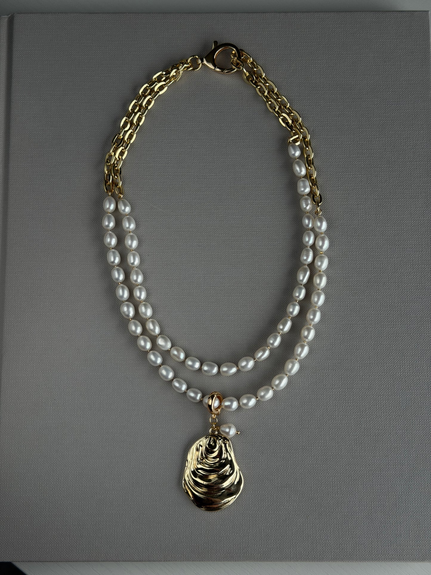 SEA PEARL necklace