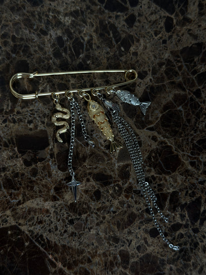 OCEAN SPELL brooch