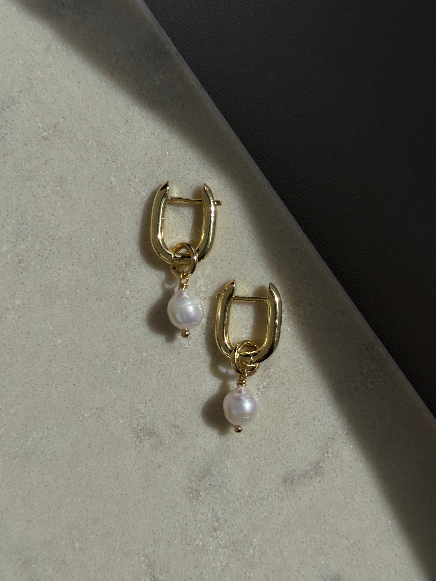 EBBA earrings