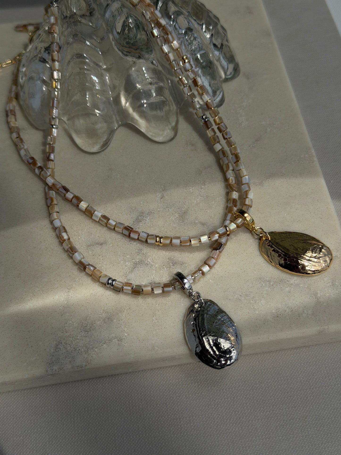 ABALONE GLOW necklace