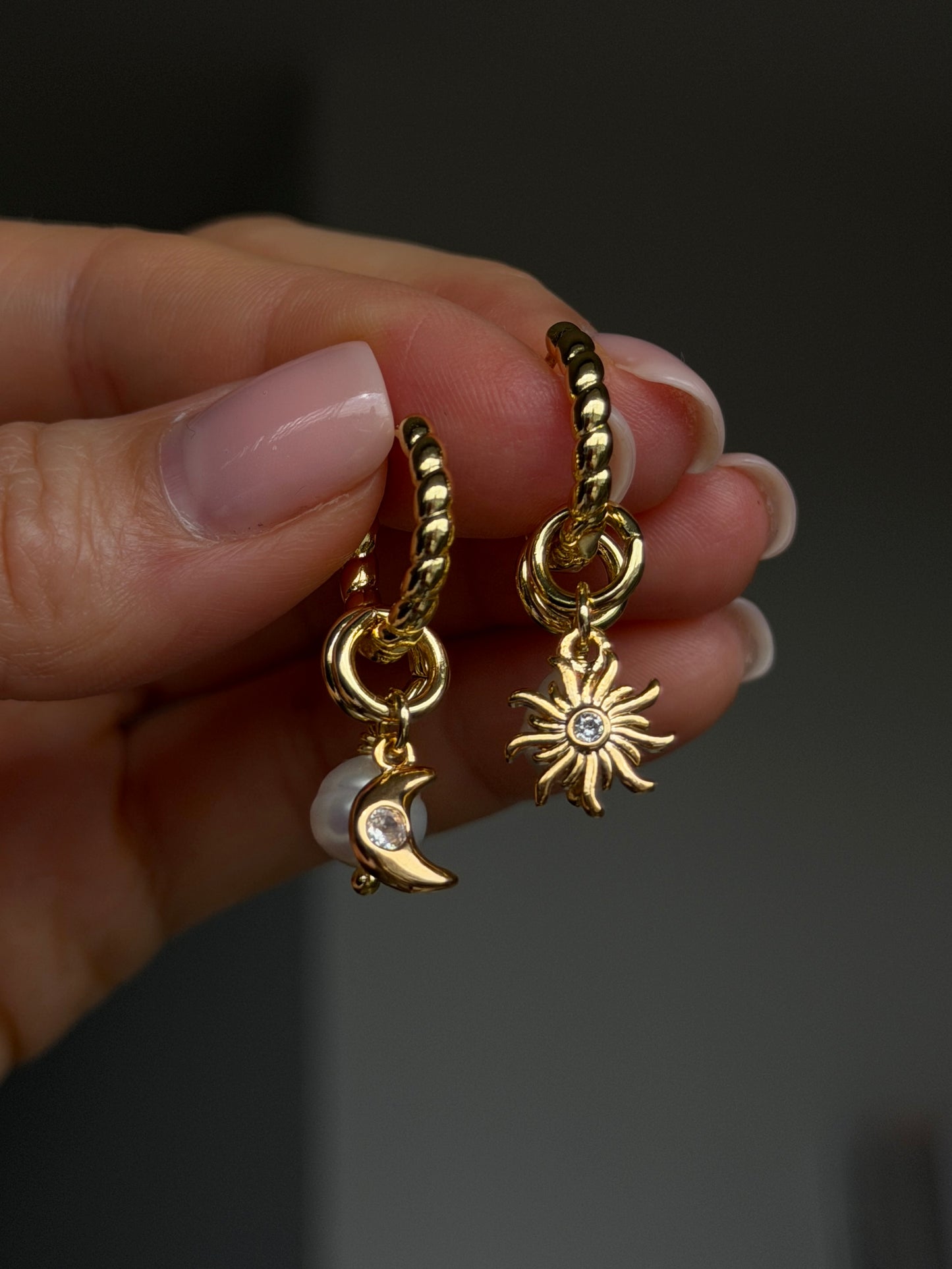 DAY&NIGHT earrings